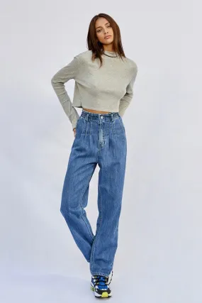 HIGH RISE PLEATED MOM JEANS