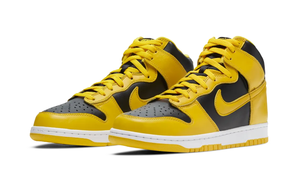 Nike Dunk High Varsity Maize