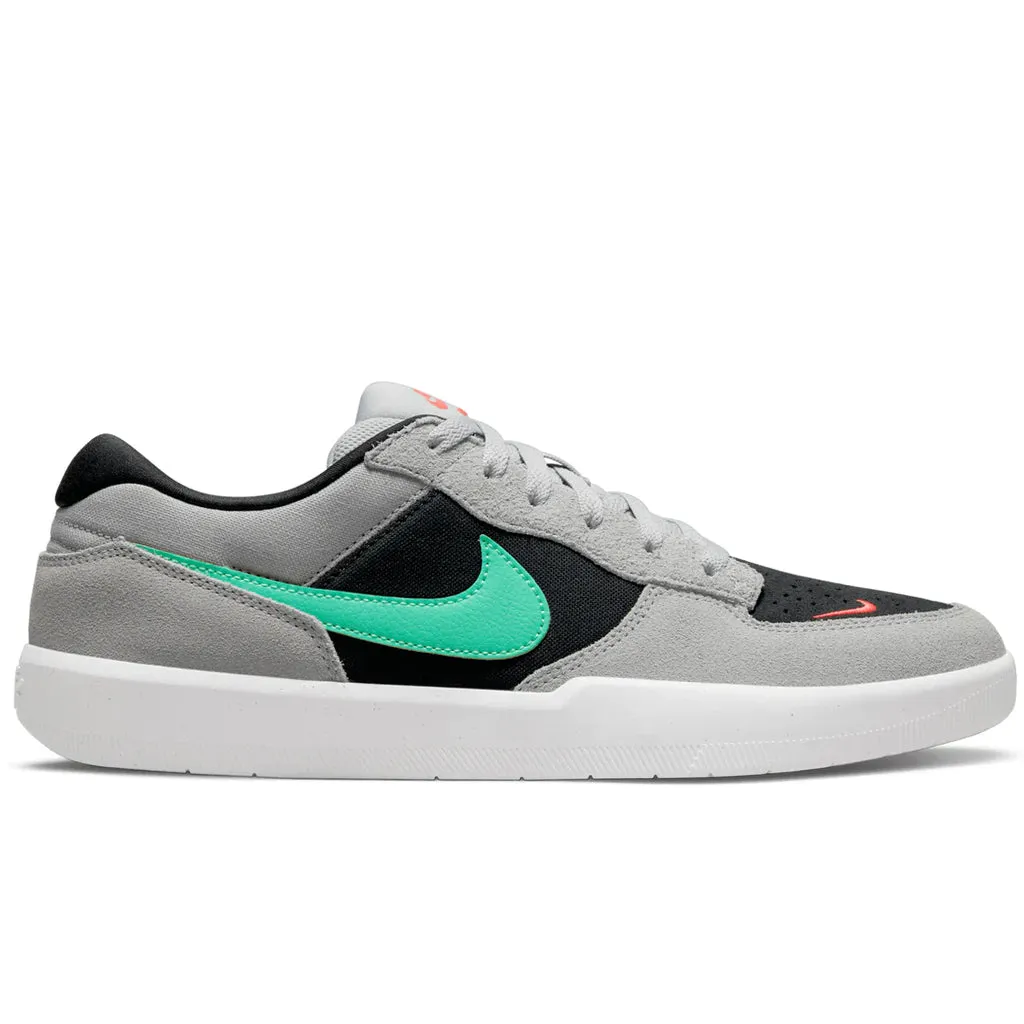 Nike SB Force 58