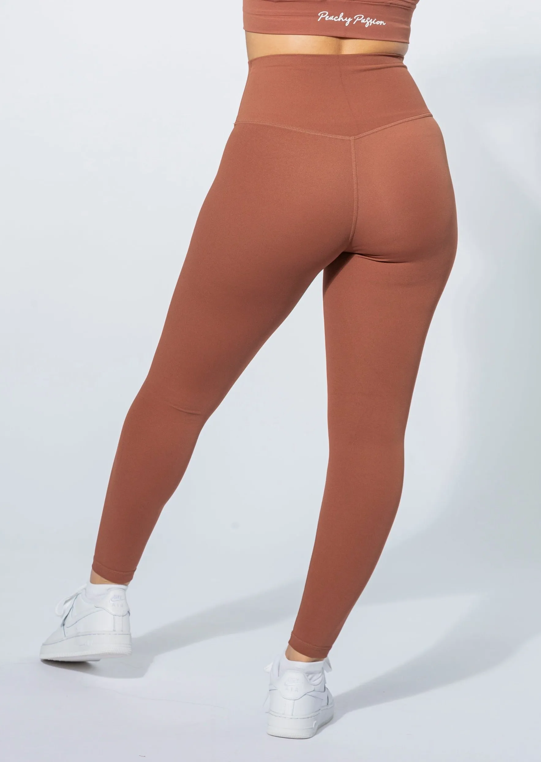 Performance Leggings (Farbe Black VORBESTELLUNG)