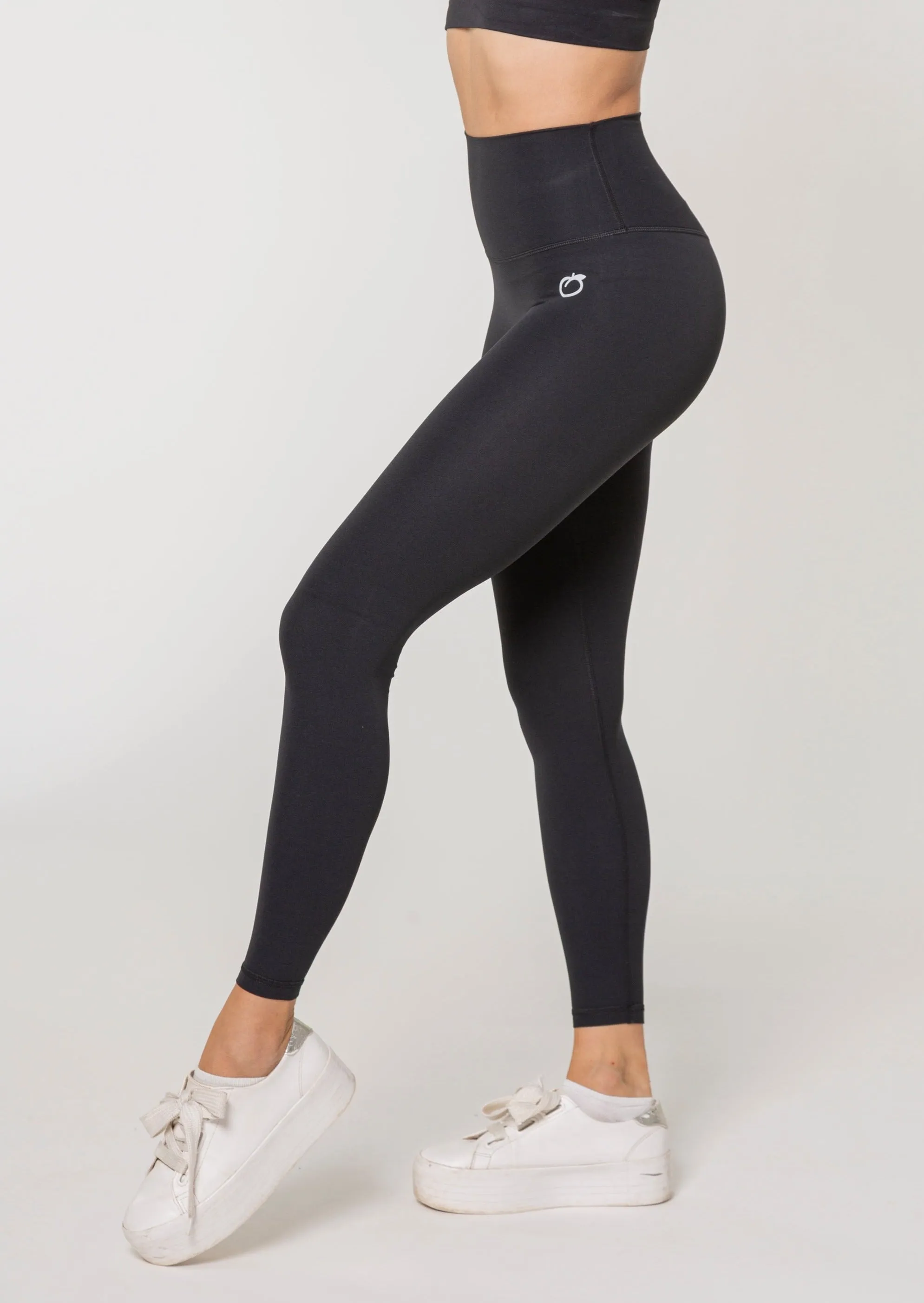 Performance Leggings (Farbe Black VORBESTELLUNG)