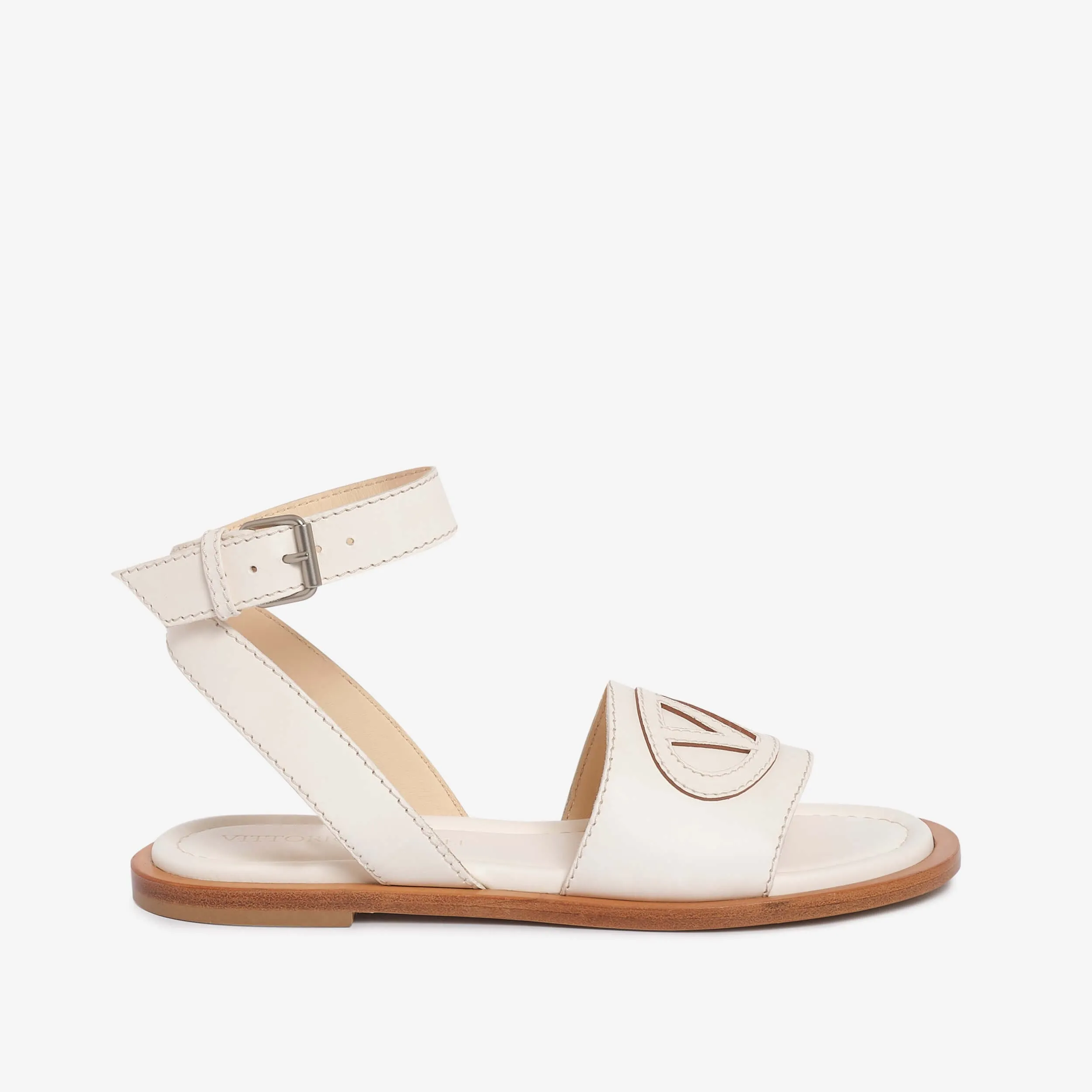 Women's leather flat sandal